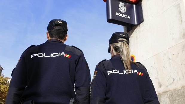 Detenida en Zaragoza la dueña de dos talleres textiles clandestinos que empleaba a inmigrantes ilegales