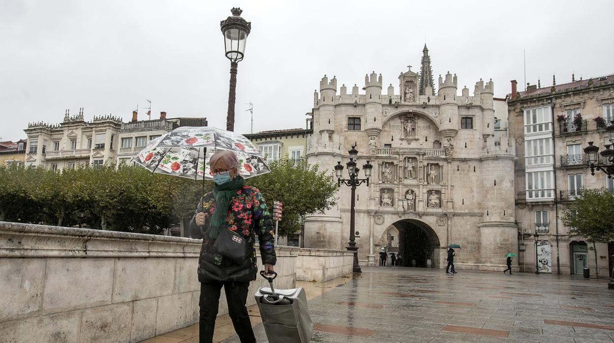 La Junta relaja las restricciones en Burgos, que podrá abrir terrazas y centros culturales el viernes