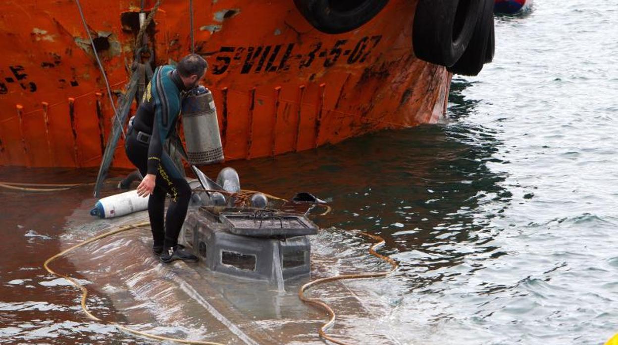 El narcosubmarino interceptado en Pontevedra hace un año