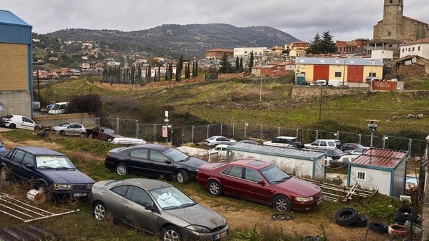 Pequeños municipios de Madrid aumentan su recaudación como «paraísos fiscales» de coches