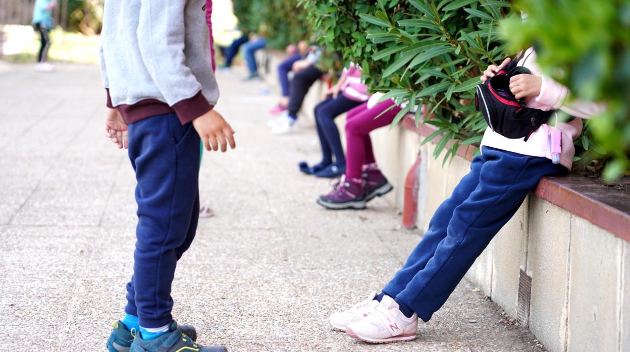 La Junta permitirá a partir de enero la práctica de deporte escolar sin contacto físico