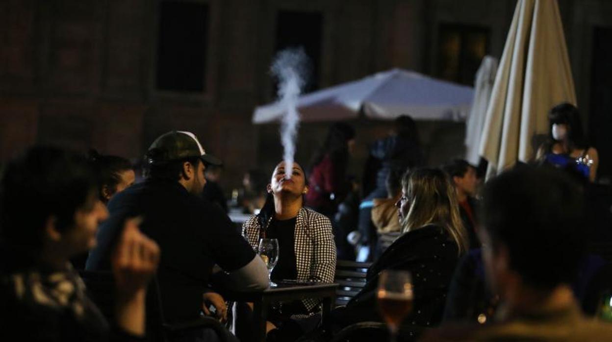 Ambiente en una terraza de Santiago de Compostela, el pasado mes de junio