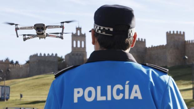 Un dron se suma como un agente más a la Policía Local de Ávila