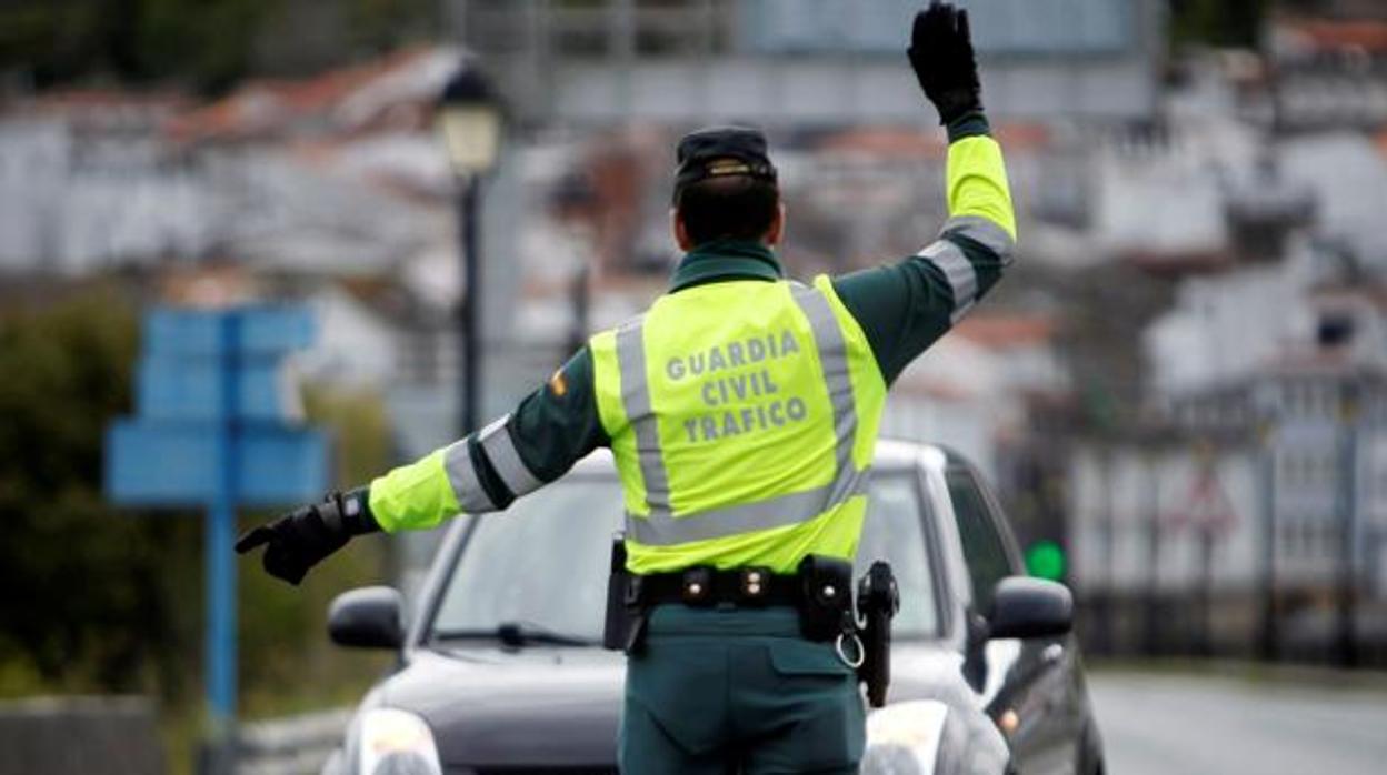 Imagen de archivo de un control de la Guardia Civil