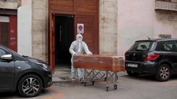 Coronavirus en Valencia: la pandemia deja un exceso de 3.500 muertes, medio millar más que la cifra oficial