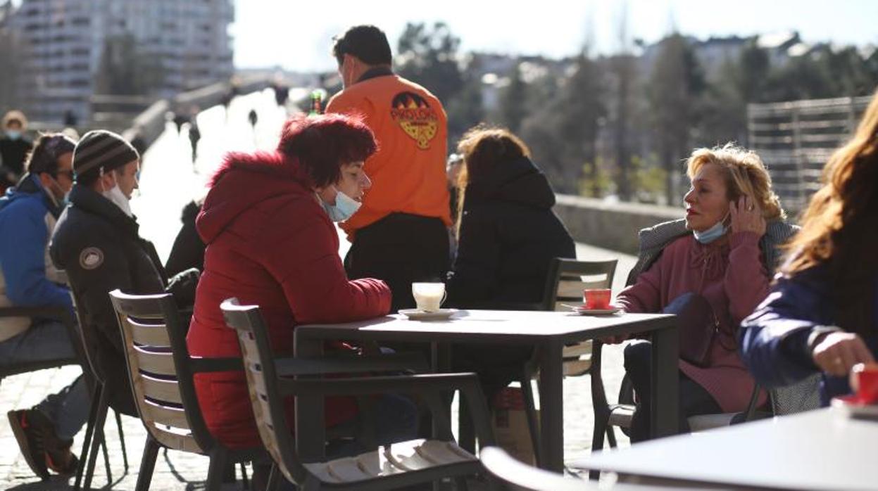 Ambiente en una terraza del concello de Orense, la semana pasada