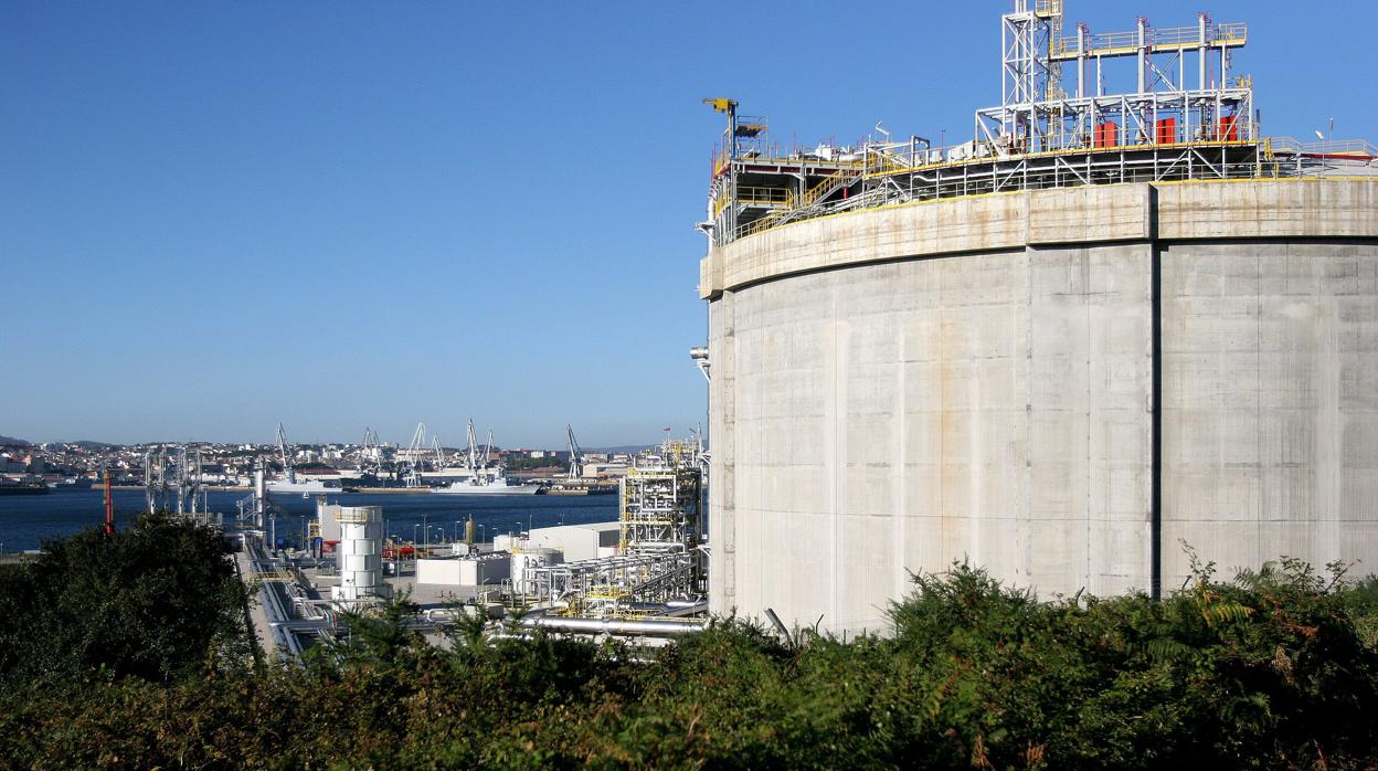 Vista de la planta de gas de Mugardos