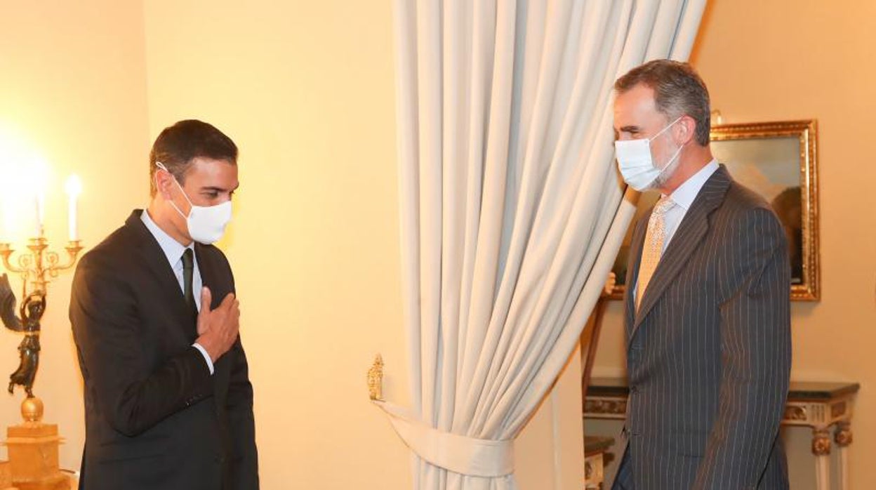 El Rey y el presidente del Gobierno, Pedro Sánchez, en una imagen reciente