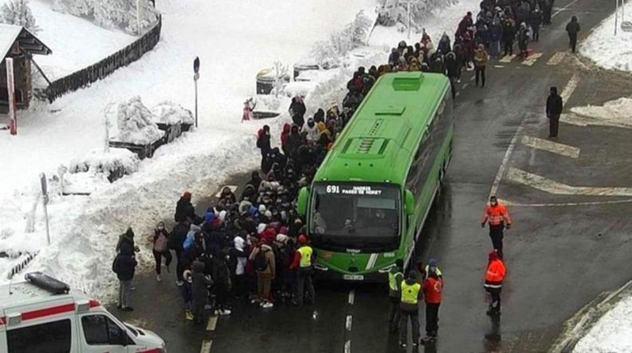 Evacuación de 350 personas en la Sierra de Madrid el pasado 2 de enero