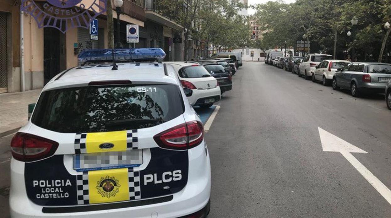 Un coche patrulla de la Policía Local de Castellón