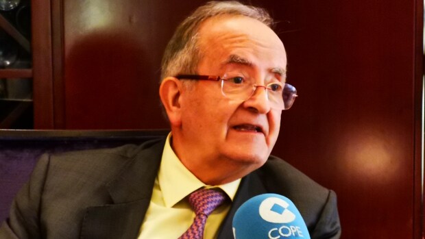 Josep González: «El salto de Canadell a la política es de dudosa legalidad y ética»