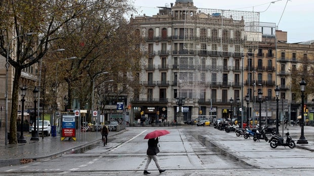 Un 97% de los opositores a docente ha podido examinarse este sábado en Cataluña pese al temporal