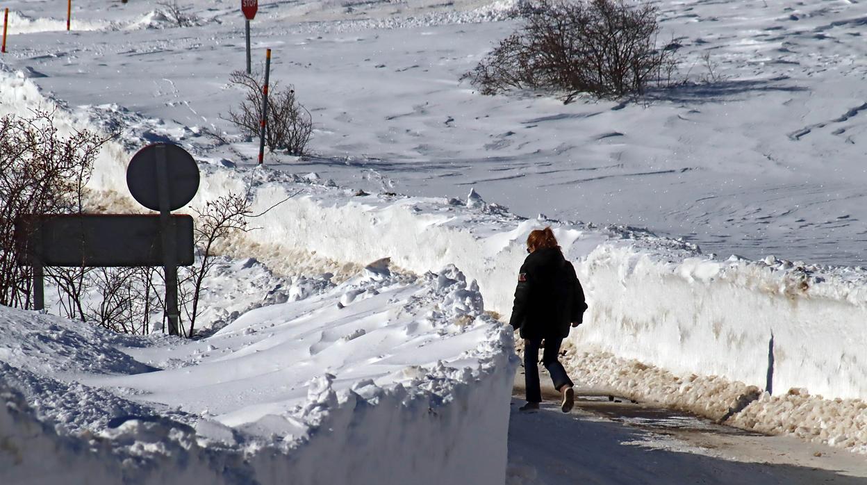 Nieve con espesores de más de un metro, ayer en la montaña de León