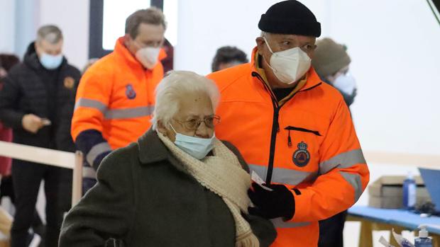 Los contagios se disparan en Castilla y León y alcanzan la cifra más alta desde el techo de la segunda ola: 2.186