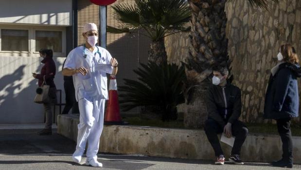 Coronavirus en Alicante: el Ayuntamiento suspende los Carnavales y el Porrate de San Antón