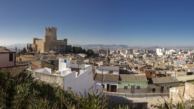 Coronavirus en Alicante: Villena pide el autoconfinamiento a los vecinos ante la alerta por «colapso» sanitario