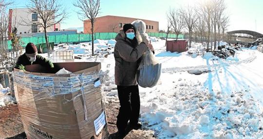 Reparto de palas en Torrejón de Ardoz