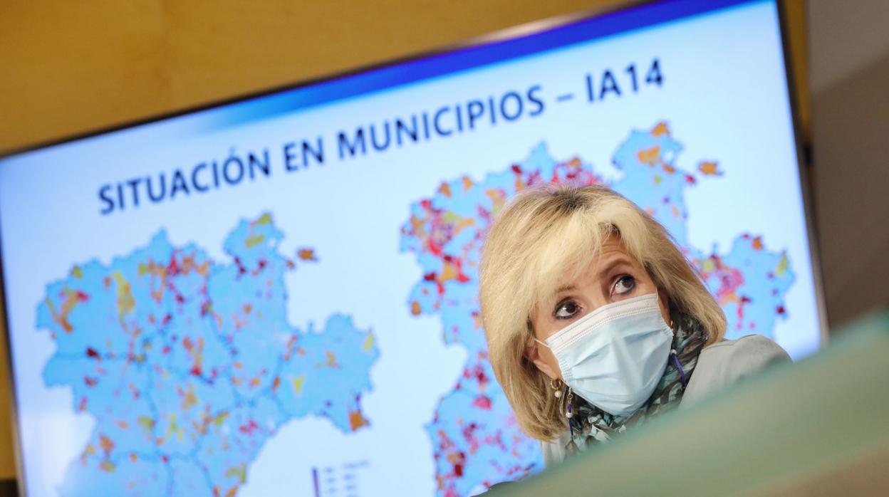 La consejera de Sanidad, Verónica Casado, en la rueda de prensa de este martes