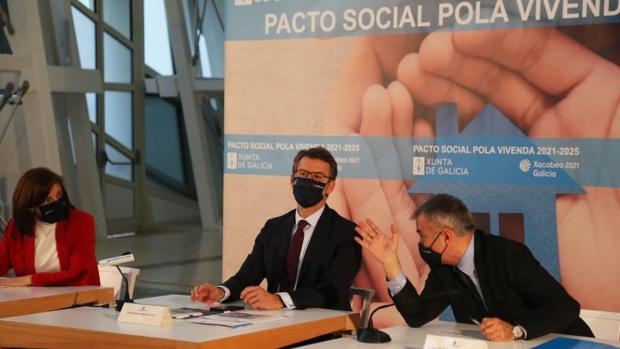 Ayudas a jóvenes y reequilibrio territorial, ejes del pacto social por la vivienda 2021-25