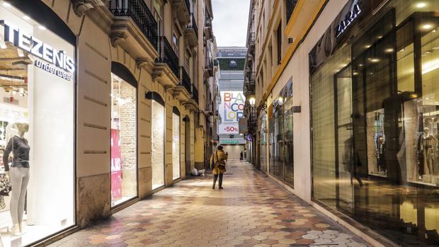 Restricciones en Valencia: entra en vigor la norma que prohíbe las reuniones de más de dos personas en la calle