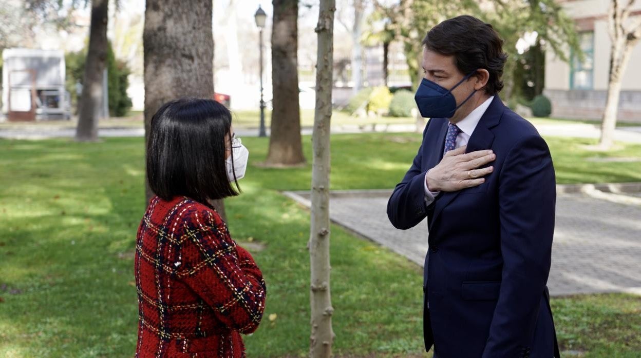 Mañueco y Carolina Darias, durante una reciente visita institucional de la entonces ministra de la Función Pública a Castilla y León