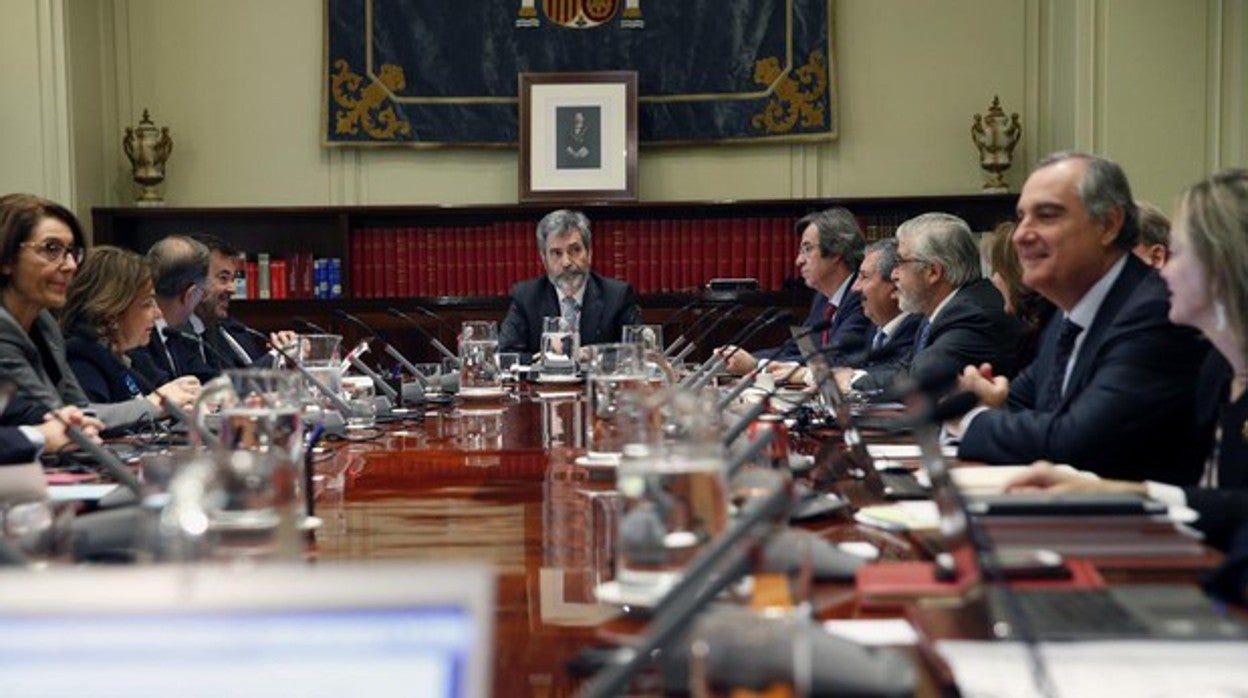 Pleno del Congreso presidido por Carlos Lesmes