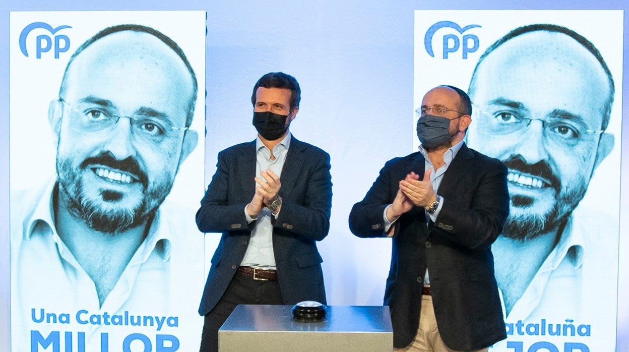 Pablo Casado y Alejandro Fernández, en el inicio de la campaña en Cataluña