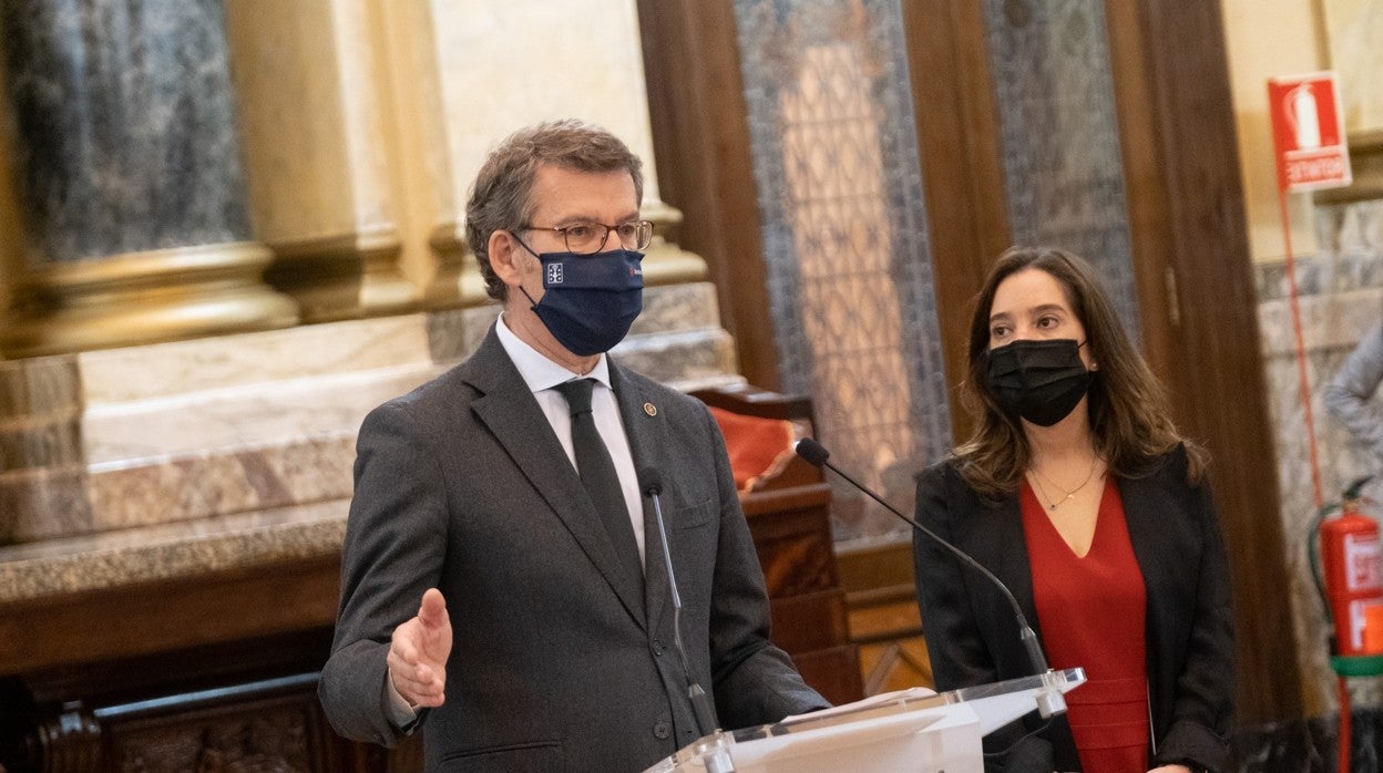 Feijóo, con la alcaldesa de La Coruña, este lunes