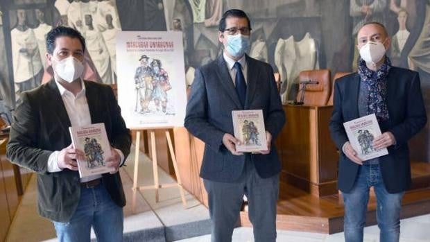 Se publica el libro «Máscaras guarronas», un homenaje al Carnaval de Daimiel