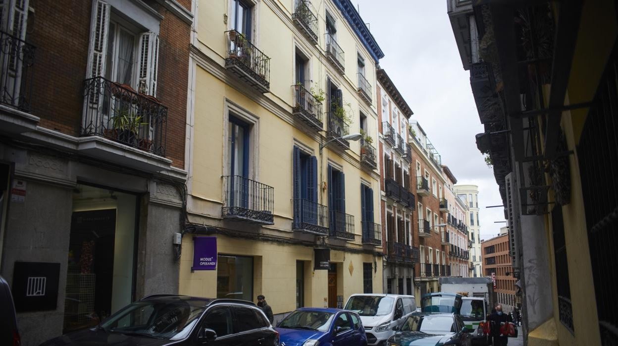 Exterior de uno de los edificios, en la calle de Lope de Vega, denunciado por los vecinos