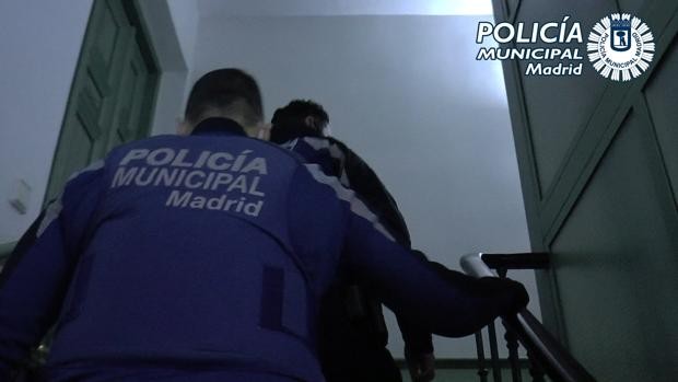 Desalojadas tres fiestas ilegales en Villa de Vallecas, Chamartín y Centro, con más de 100 denuncias interpuestas