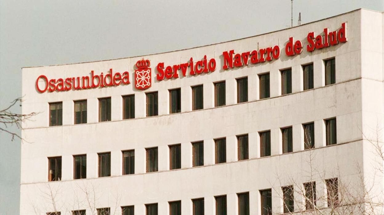 Edificio del Servicio Navarro de Salud en Pamplona.