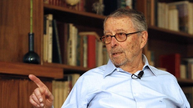 Muere el exministro de Defensa Alberto Oliart, a los 92 años