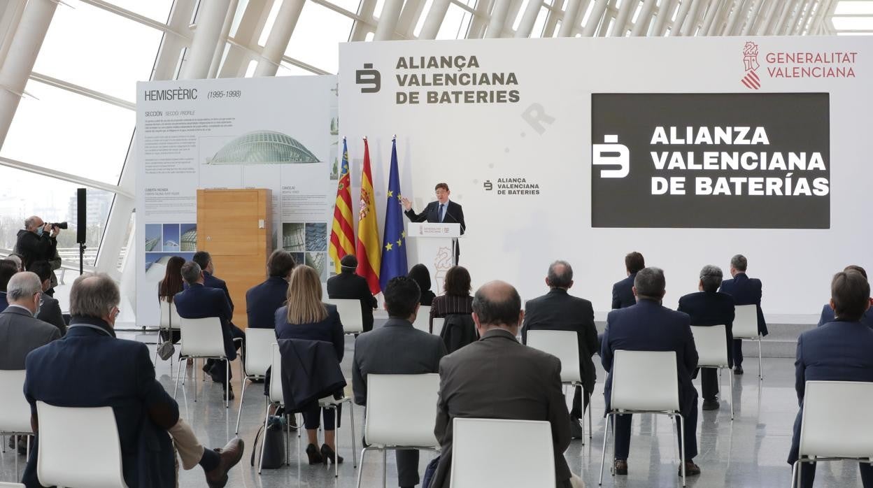 Imagen del presidente de la Generalitat, Ximo Puig, en el acto de presentación de la alianza en Valencia