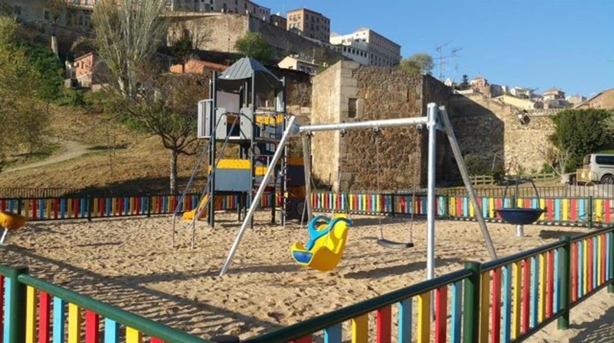 Área infantil del Granadal en Toledo. Parque Infantil