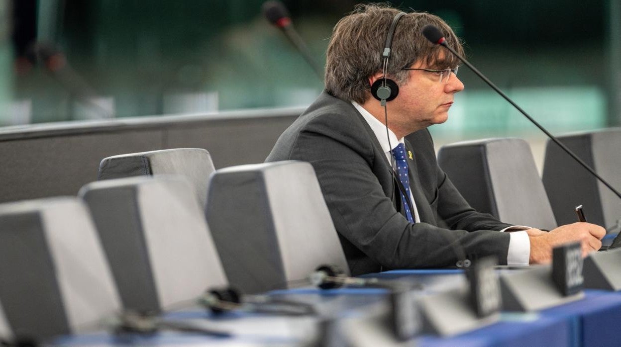 Puigdemont en la sede del Parlamento Europeo en Estrasburgo