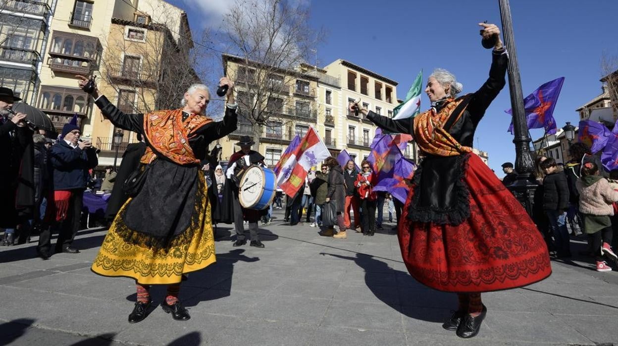 Imagen de archivo de un pasacalles en la plaza de Zocodover