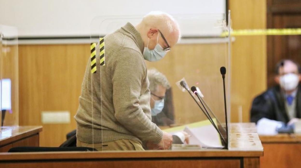 El expárroco de Valladolid, durante el juicio celebrado en la Audiencia