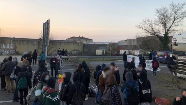 Siguen las protestas en Cataluña: Siete detenciones en Barcelona y un corte de carretera en Gerona