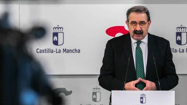 Castilla-La Mancha está dispuesta a adelantar el toque de queda a las 22.00 horas en Semana Santa si hay un consenso nacional