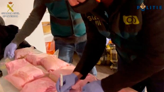 Un asesino holandés y un turco vinculado a la extrema derecha guardaban 11 kilos de cocaína rosa en Valencia