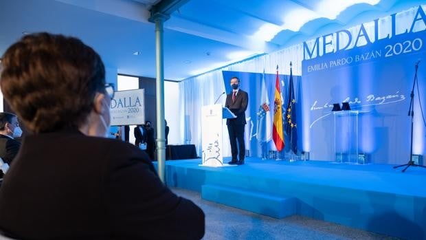 Las galardonadas con las medallas Pardo Bazán reivindican la lucha contra la «desigualdad»