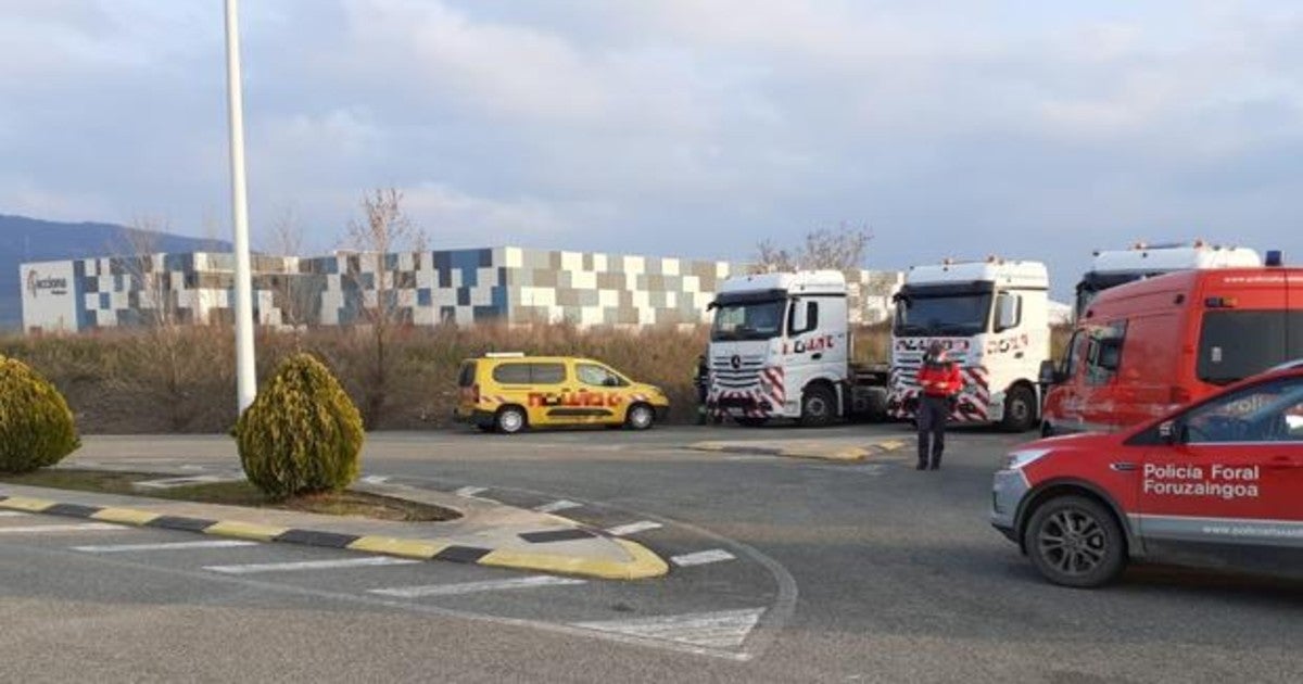 Imagen de las instalaciones de Acciona en Lumbier a las que se trasladaron Policía Foral y ambulancias.