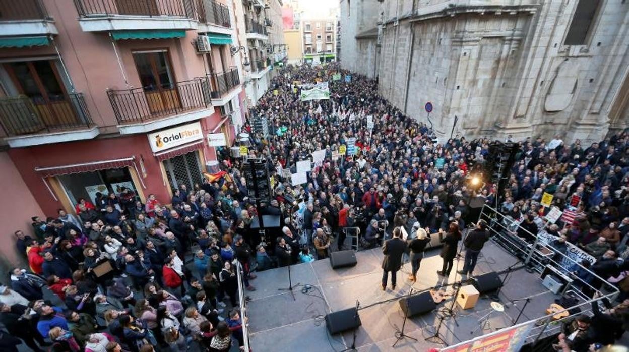 Manifestación celebrada en Orihuela en enero del año pasado contra la «imposición lingüística», antes de la pandemia