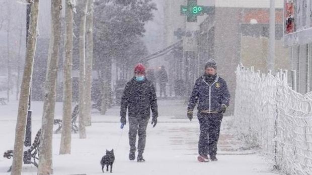 Desplome de temperaturas y vuelve la nieve en Castilla y León