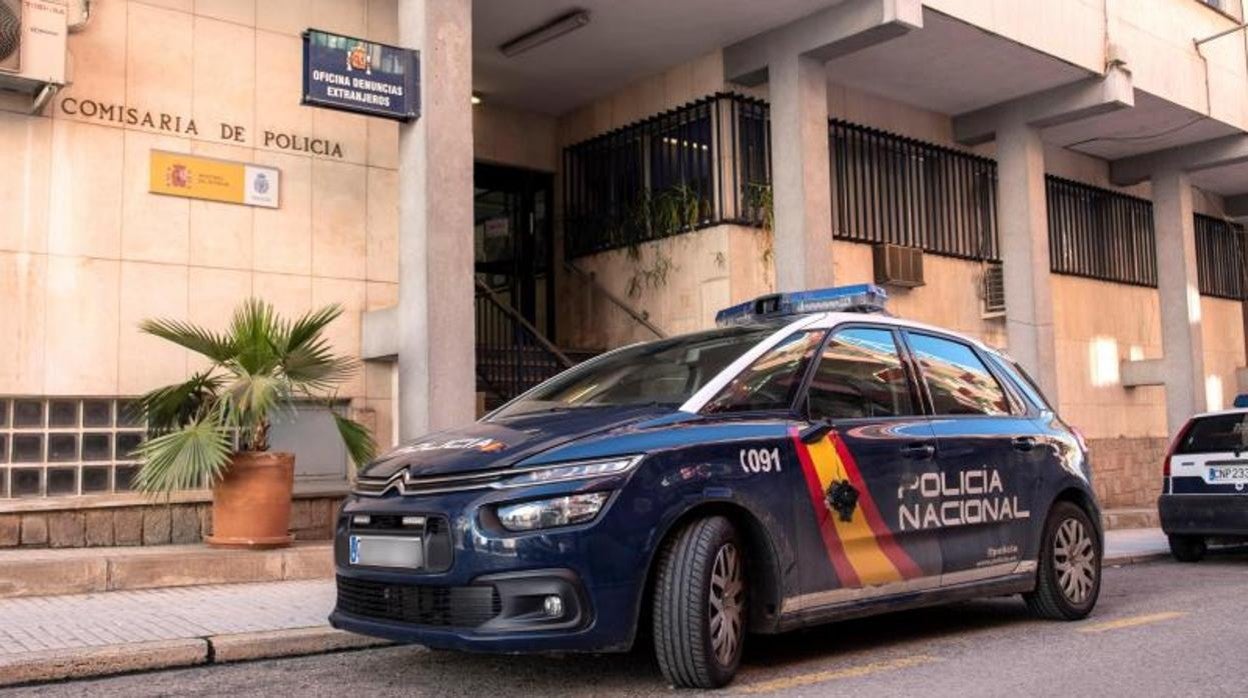 Un coche de la Policía Nacional en una imagen de archivo