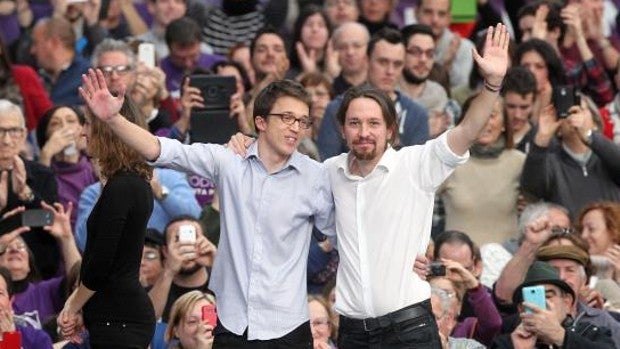 Errejón rechaza el regalo envenenado de Iglesias para mantener su espacio