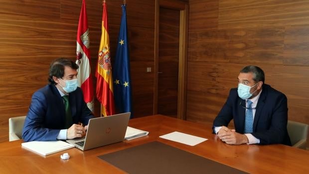 Por Ávila se reúne con Fernández Mañueco pero no define el sentido de su voto sobre la moción