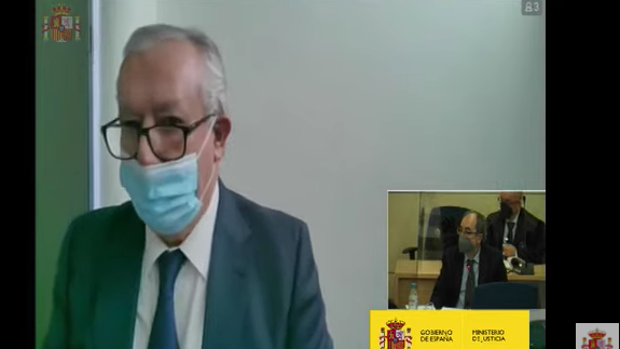 Arenas niega pagos y regalos con la caja B: «No soy el único Javier en el PP»