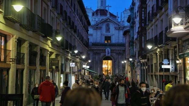 De los allegados de Navidad a la Pasión de los convivientes